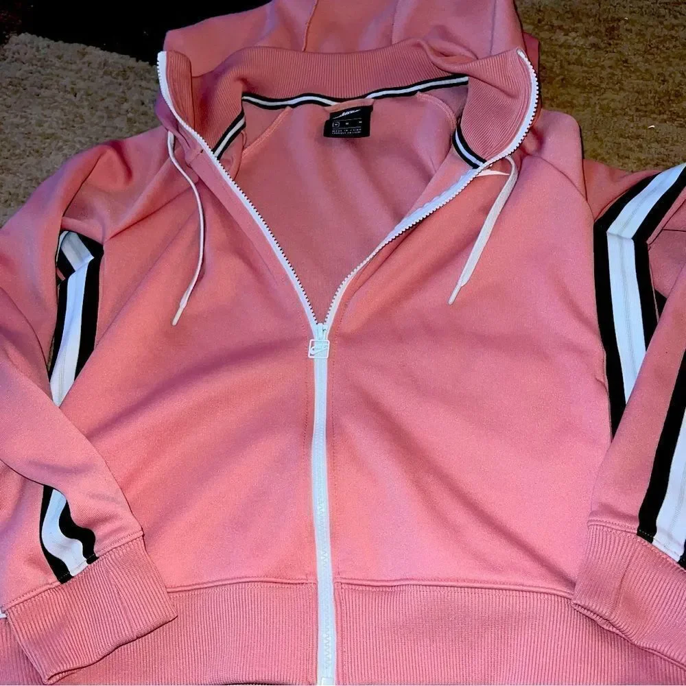 Nike sweatshirt size M
